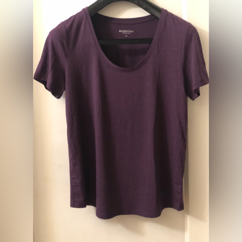 R-ESSENTIALS SCOOP NECK SHORT SLEEVE STRETCHY TOP